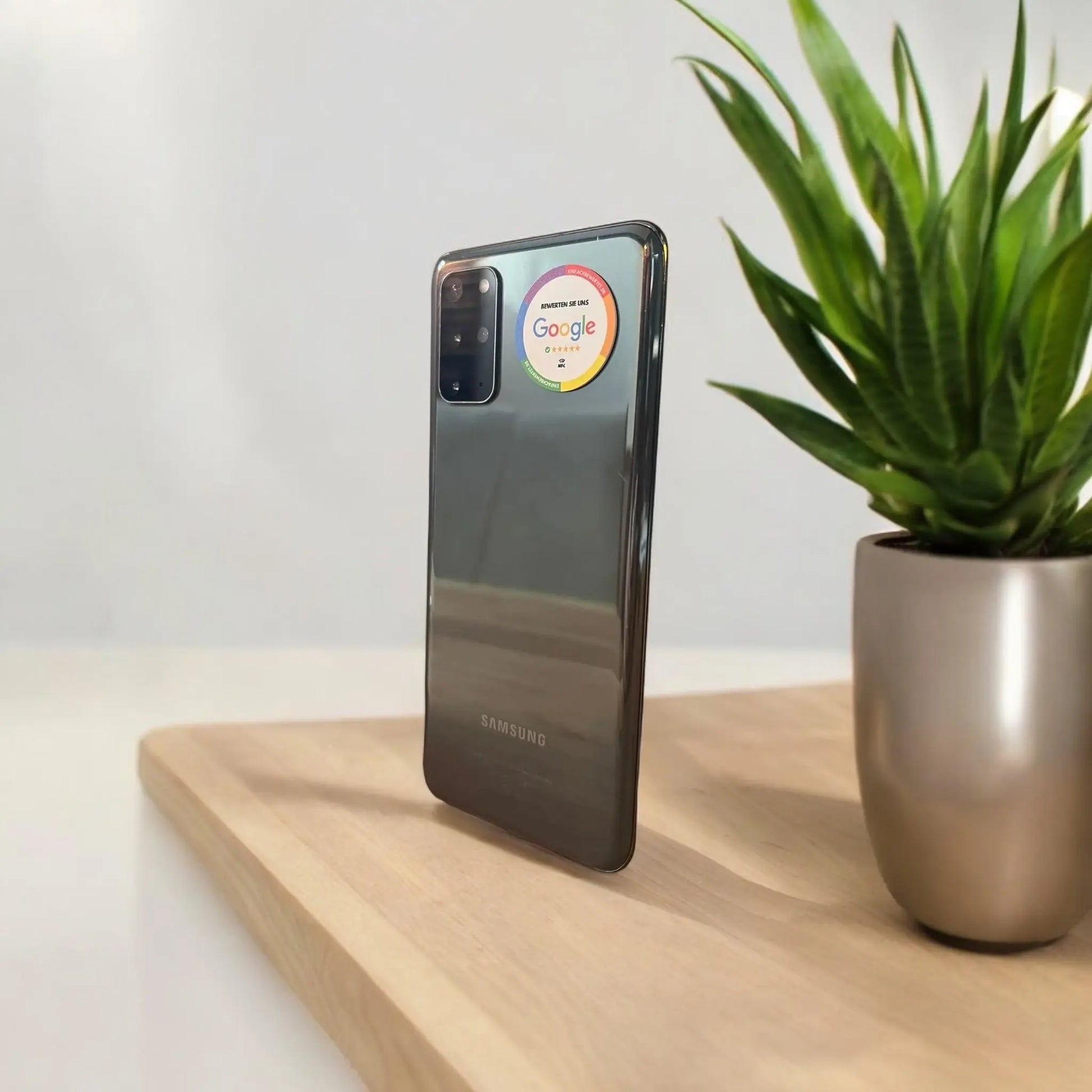 NFC GOOGLE-HANDYSTICKER Einfachbewertet